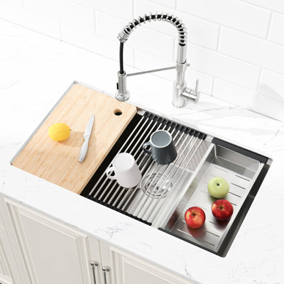 Évier de cuisine encastré en acier inoxydable 304, 30 po x 19 po noir avec fonction égratignure et passoire Évier de cuisine 30 po x 19 po, panier de drainage à revêtement d'eau