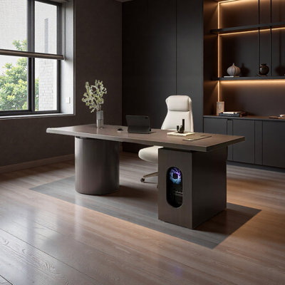 Bureau de travail spacieux et confortable