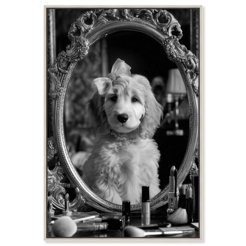 «Goldendoodle at the Vanity», reproduction d'art sur toile par Art Remedy, cadre argenté, 16 x 24, H 25 po x l 17 po