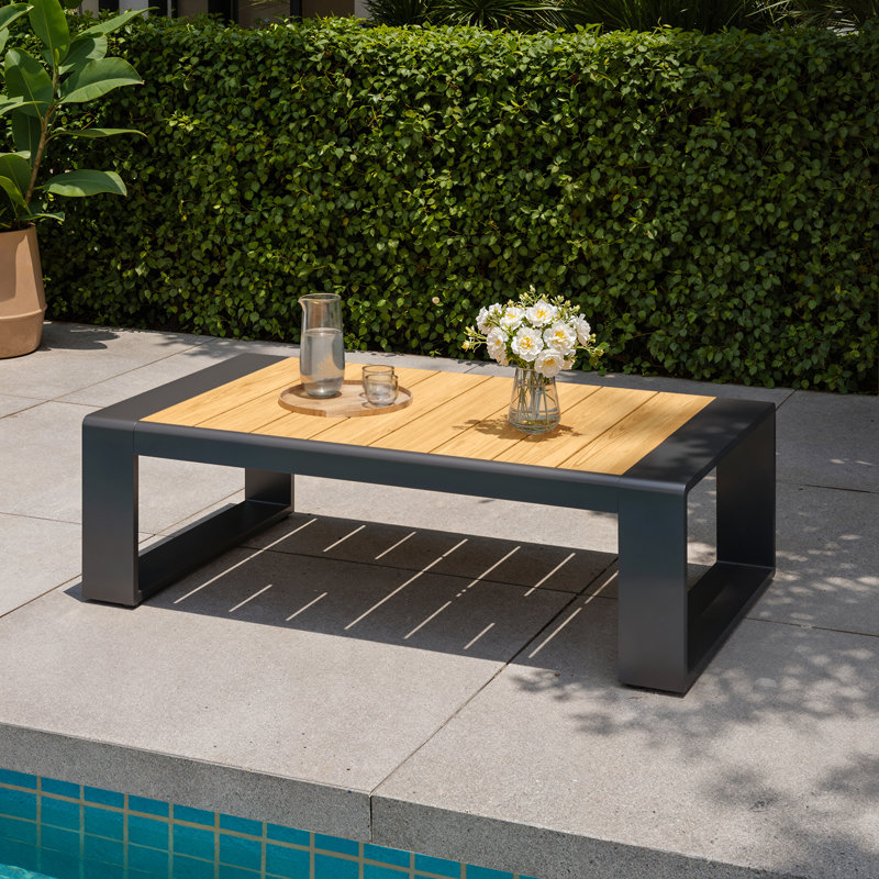 Table basse d'extérieur en aluminium