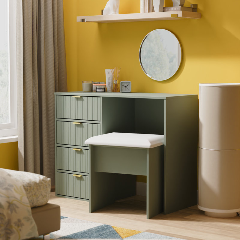 Bentancourt Dressing Table, Green