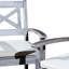 2 chaises de salle à manger d'extérieur en bois massif de couleur gris argenté pour un repas élégant en 2 avec un confort d'assise large