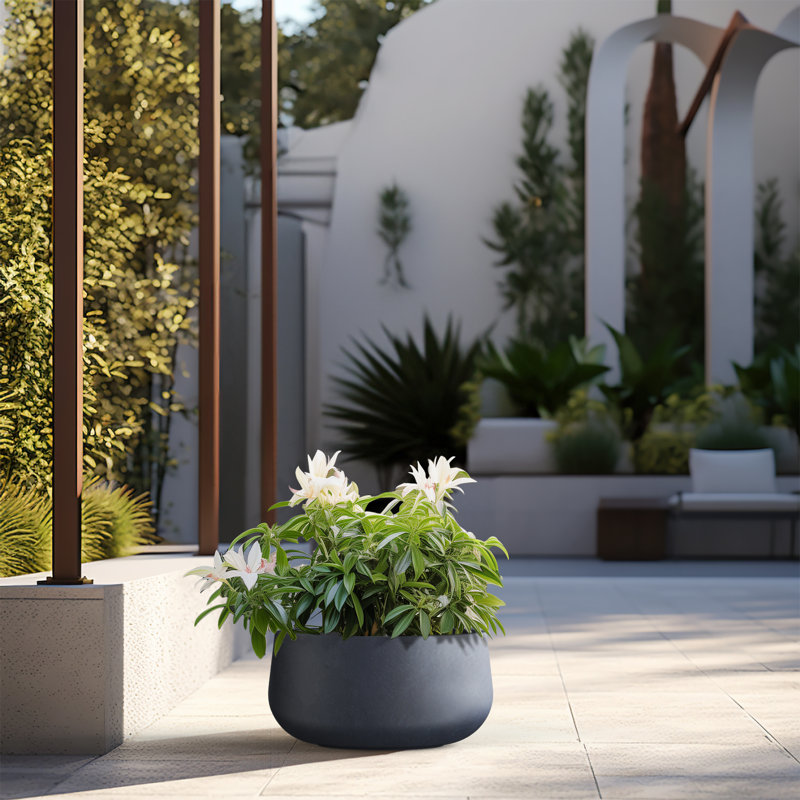 Pot à fleurs en béton Renfrew, H 8 po x l 15 po x P 15 po, Gris granite