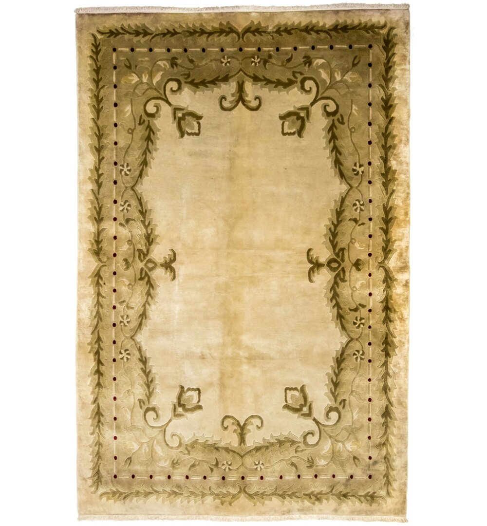 Handgefertigter Teppich Drumaheglis aus Wolle in Beige