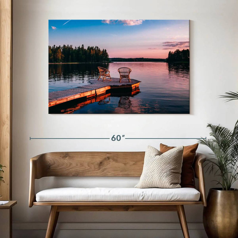 Chaises Aletra sur le quai finlandais, H 32 po x l 48 po