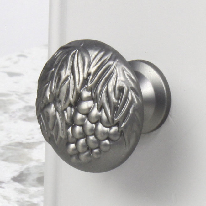 Vineyard 1 3/8" Diameter Mushroom Knob, Antique Pewter