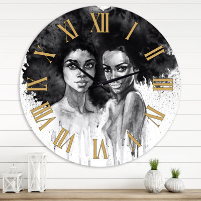Portrait de deux femmes afro-américaines - horloge murale moderne