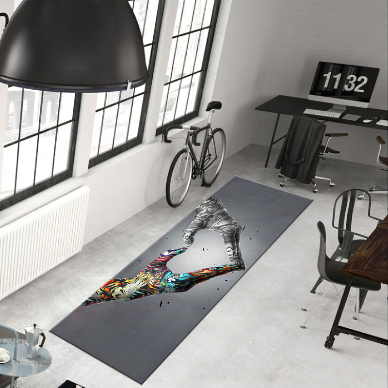 Exquisite Printed Rug with Classic Floral Pattern Made of Non-Woven Soft Material for Cozy and Stylish Home Interiors