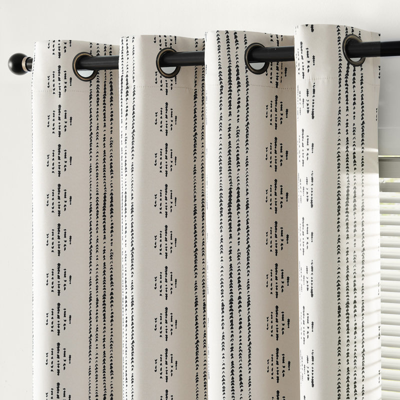 Rideau occultant Ayani (ensemble de 2), L 52 po x L 84 po, Noir / Beige