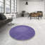 Tapis violet tissé à la machine-160965352