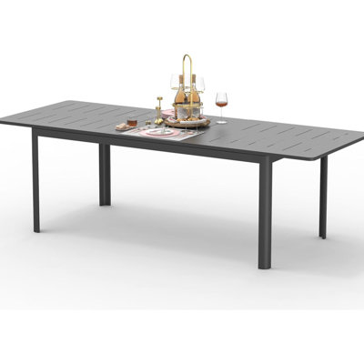 Table de patio extensible en aluminium pour 6 à 8 personnes, table de salle à manger rectangulaire extérieure, facile à assembler, idéale pour porche, pelouse, jardin ou bistro. Fabriquée en aluminium, pouvant accueillir de 6 à 8 personnes.