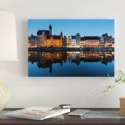 «Pologne, Gdansk, rivière Motlawa, vieille ville» par Mikolaj Gospodarek, impression sur toile tendue