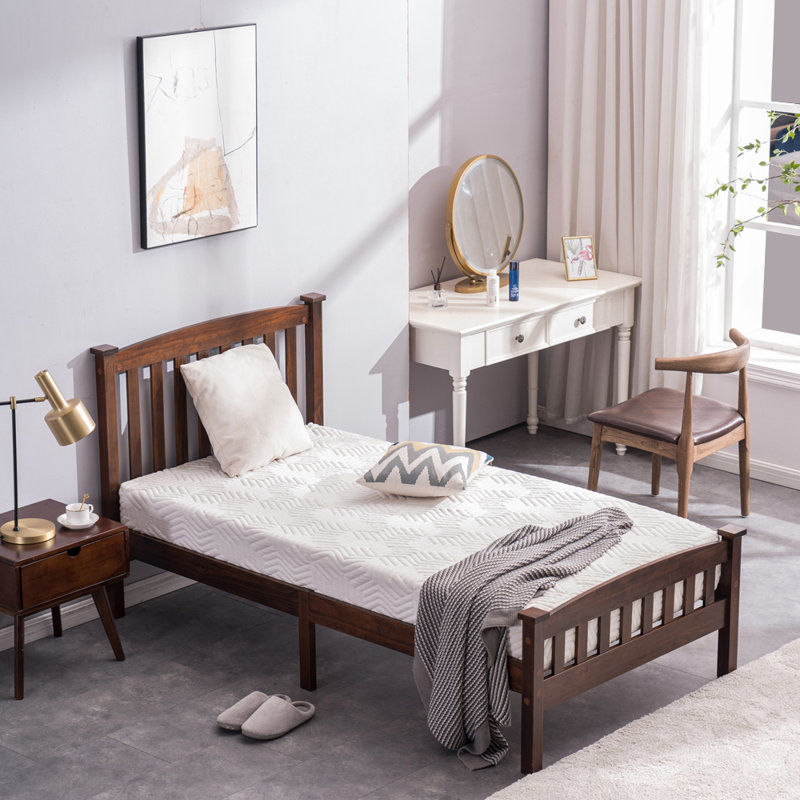 Lit plateforme en bois massif Loudoun, Simple