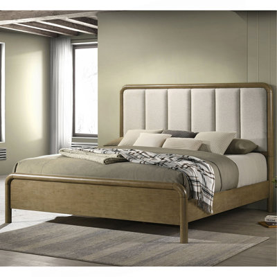 Grand lit tapissier Tully Nutmeg