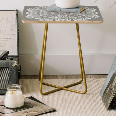 Table de bout à pieds croisés