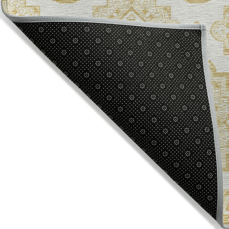 Tapis intérieur lavable à médaillon doré et ivoire 5 pi x 8 pi