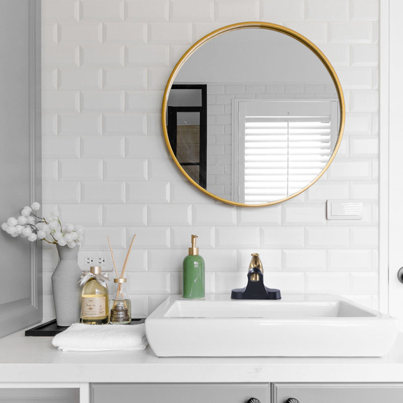 Single-handle Bathroom Faucet with Drain Assembly, Gold/Black