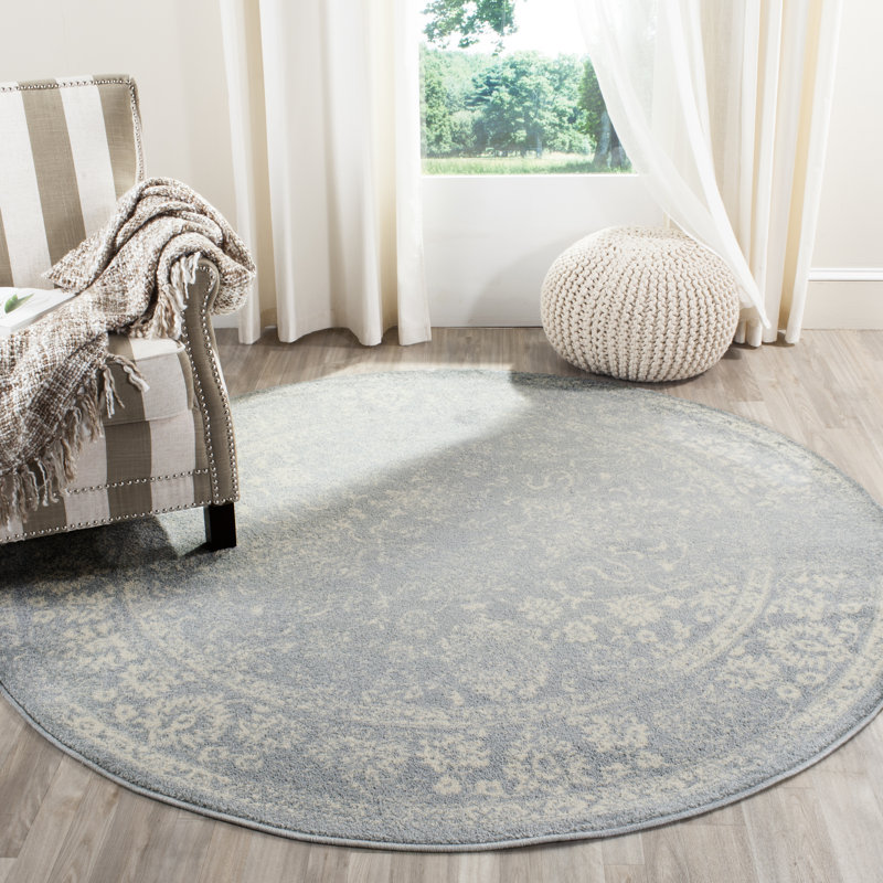 Nuss Performance Oriental Rug, Round 8'