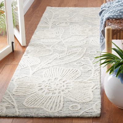 Hand Tufted Wool Floral Rug