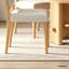 Ensemble de table de salle à manger 5 pièces pour salle à manger de style campagne minimaliste avec 4 chaises rembourrées en bois massif et naturel (naturel) TREXM-891764597-891764598