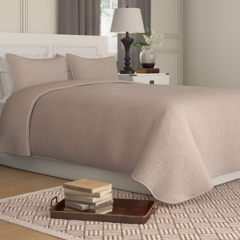 Farmhouse / Country Cotton Coverlet, California King