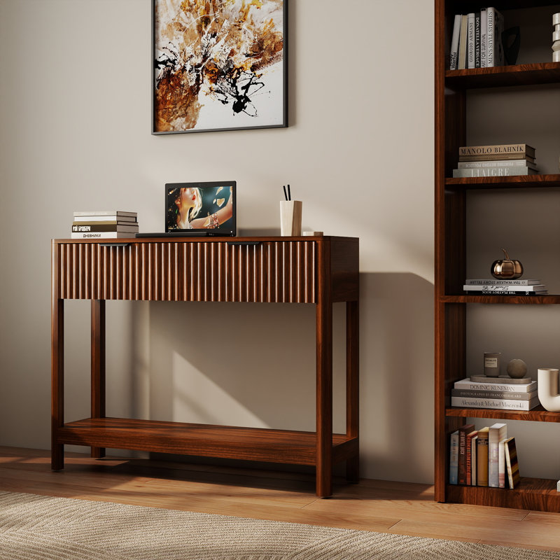 Console 39,3 po de style Mid-Century moderne avec tiroirs cannelés, noyer