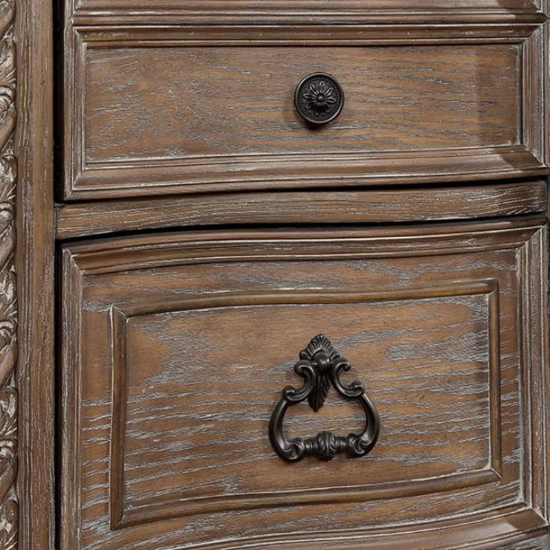 Table de chevet transitionnelle rustique à trois tiroirs