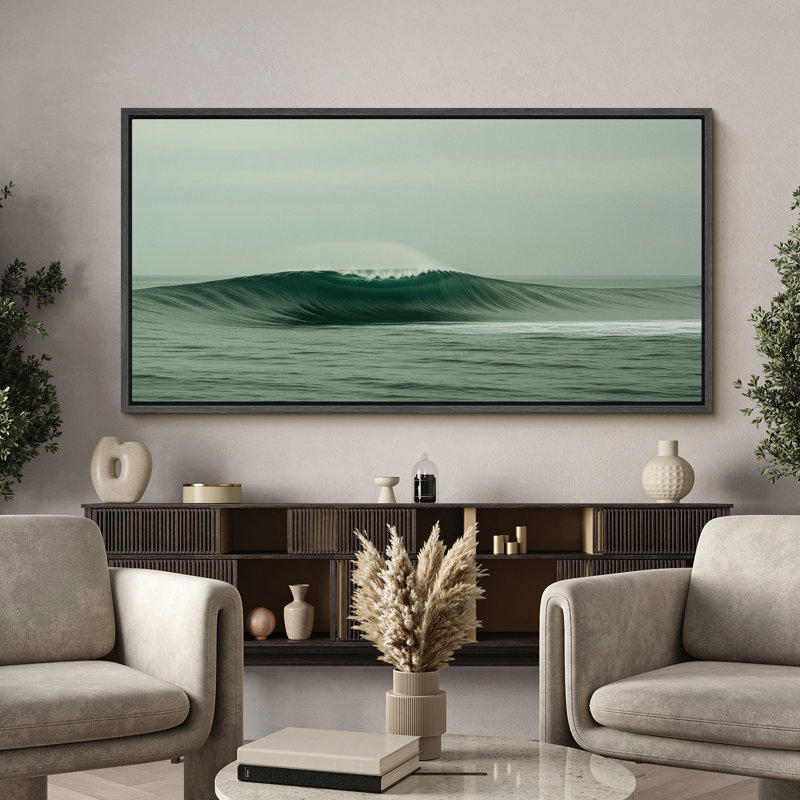 «Ocean Wave Under Overcast Sky», art mural sur toile - Photographie côtière pour maison de plage ou espaces d'inspiration nautique