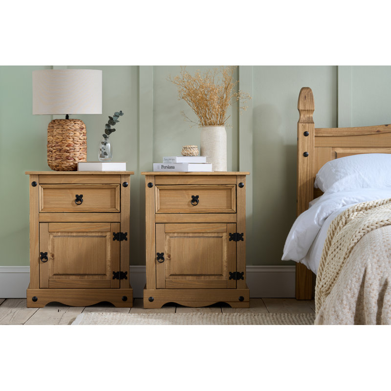 Pair of Bedsides 2x 1-Door, 1-Drawer Bedsides - Solid Wood