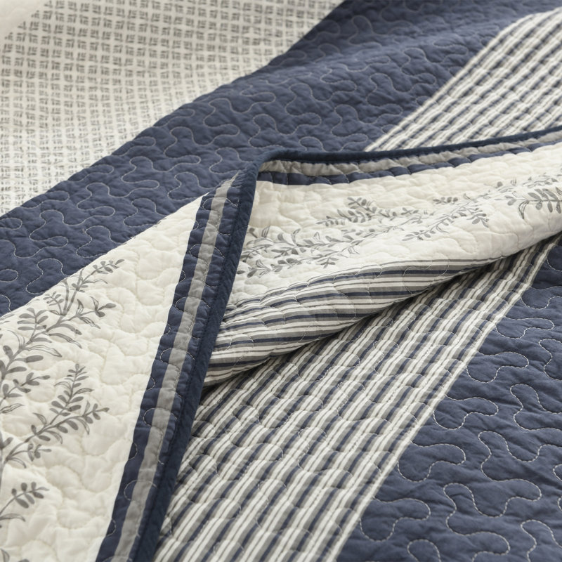 Cotton Quilted Toile Quilt, Queen Quilt + 2 Queen Shams, Khaki/Green/White Toile