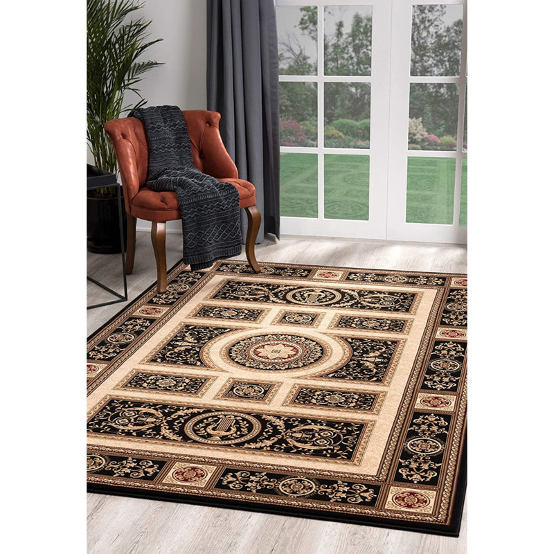 Tapis noir et beige à motif géométrique traditionnel, Rectangle 4 pi x 6 pi
