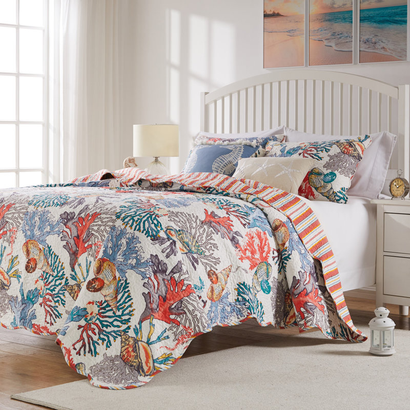 King Size Reversible Nautical Microfiber Quilt Set in Brown and Jade