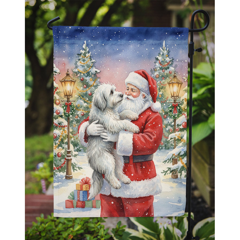 Vieux chien de berger anglais avec le drapeau du jardin du père Noël, Taille du jardin, Berger anglais