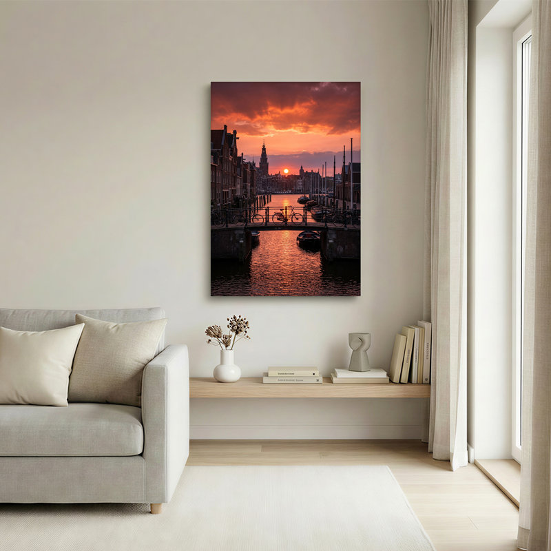 Toile orange sur un pont sur le canal avec vélos, 40"H x 28"W
