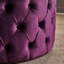 Velours fuchsia pour un bouton de couloir glamour à décor moderne