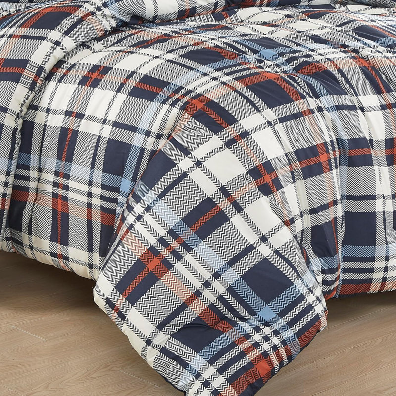 Queen Comforter + 2 Standard Shams