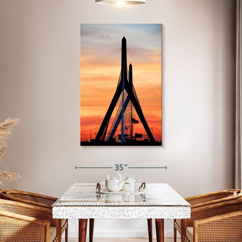 Lilie Zakim Bridge au coucher du soleil, H 48 po x l 32 po