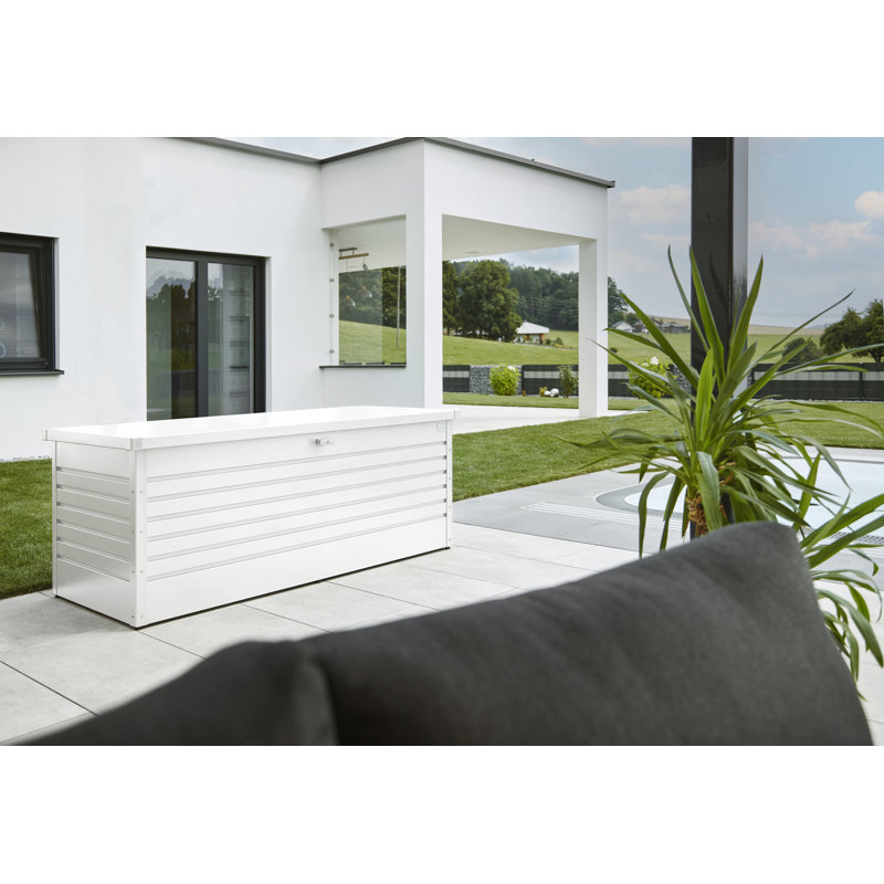 Biohort LeisureTime 210 Gallon Water Resistant Metal Deck Box with Lock, White