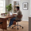 Chaise de bureau moderne Mid-Century avec dossier en bois, chaise de bureau pivotante à hauteur réglable, chaise de travail ergonomique rembourrée noire avec roulettes, style rétro pour salle d'étude et salle d'ordinateur-435677183