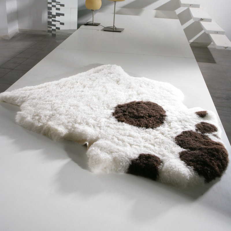 Tapis tacheté en peau de mouton Friedman, Nouveauté 6 pi x 7 pi
