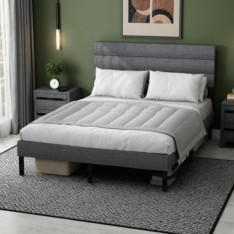 Structure de lit plateforme double avec tête de lit tapissier, aucun sommier requis, espace de rangement sous le lit de 14 po, gris et noir