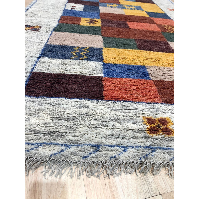 Tapis beige à motif géométrique moderne à nœuds