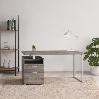 Bureau d'ordinateur en panneau de particules beige lin avec tiroirs de rangement et structure en métal gris, 60 po, configuration gauche / droite réversible, style contemporain