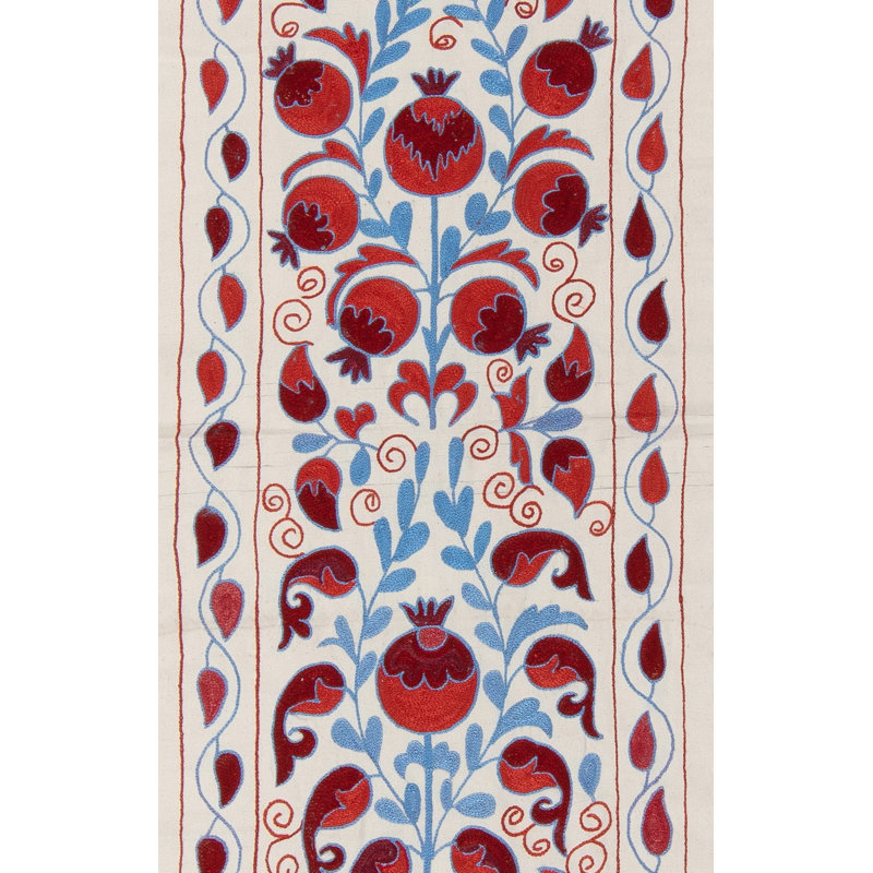20 x 75 po. Housse de lit brodée en coton et en soie
