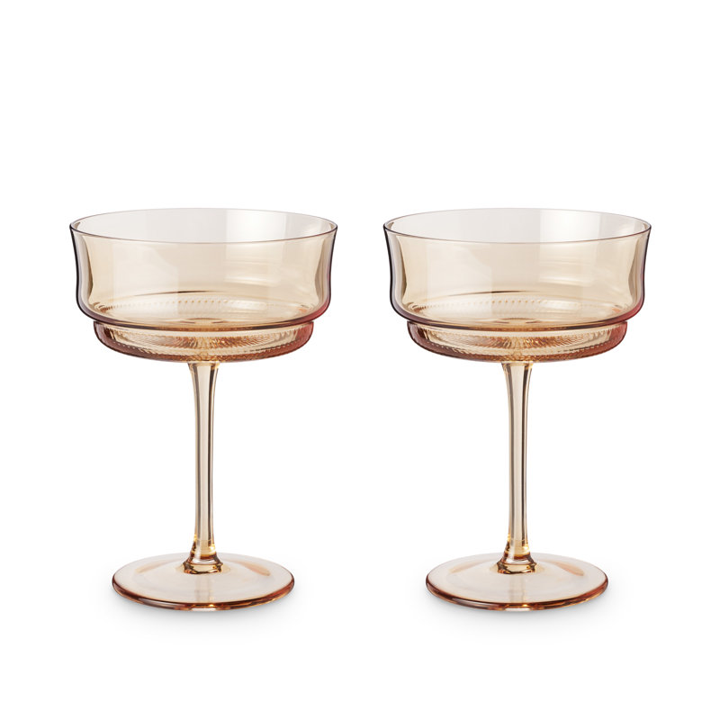 Coupes de tulipes en ambre