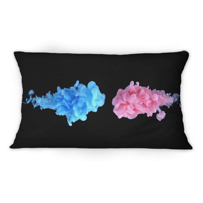 Coussins décoratifs rouges et bleus avec des encres liquides sur fond noir - imprimé moderne 1