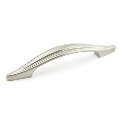 Metal 5 1/32" Center to Center Arch Pull