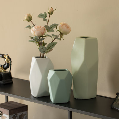 Jaliya Ceramic Table Vase