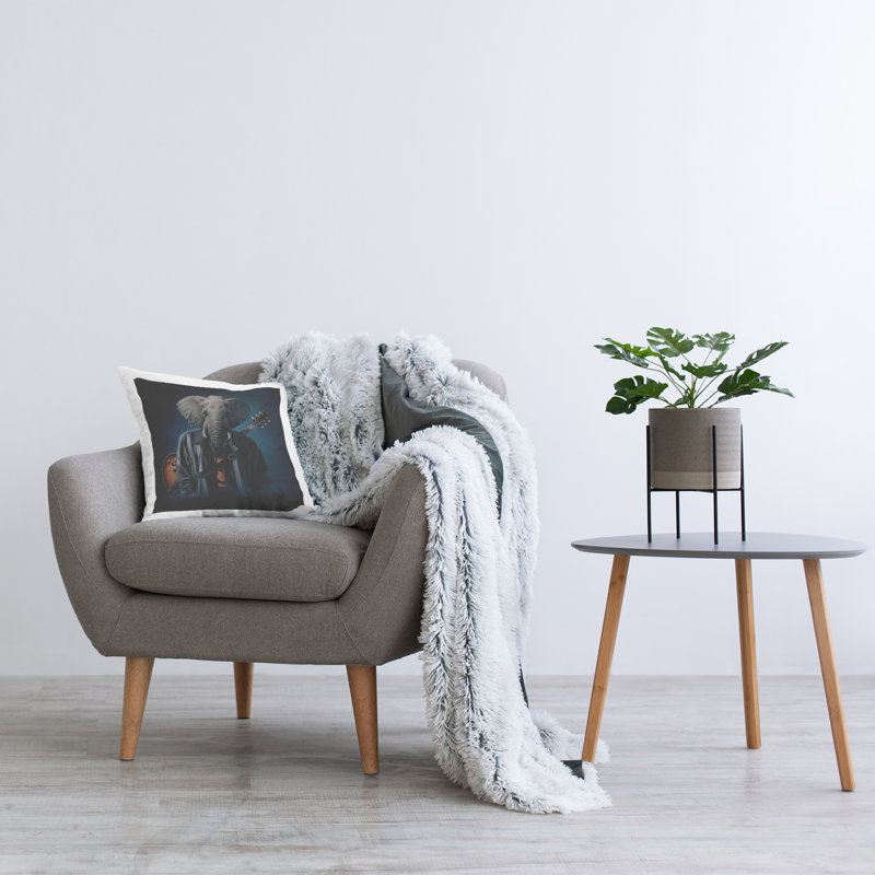  Polyester Throw Pillow