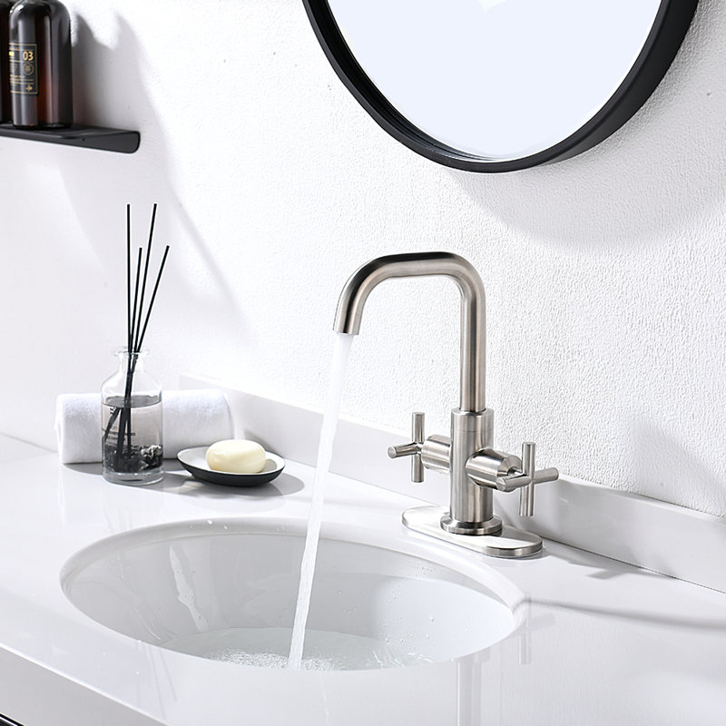 Centerset 2-handle Bathroom Faucet with Drain Assembly, Silver